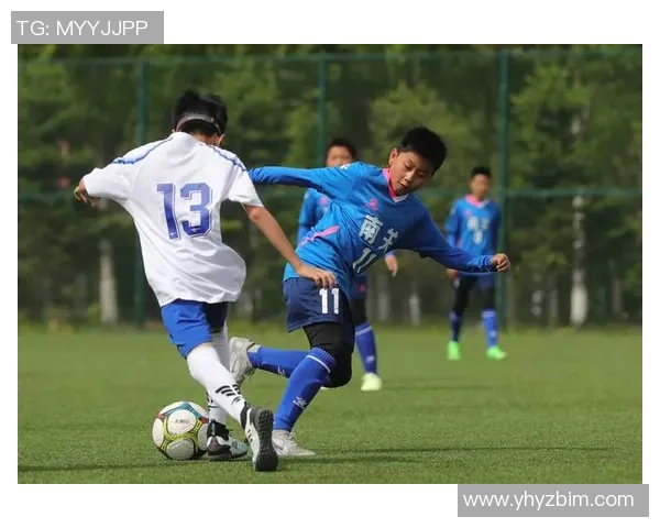 马汉政足球：探索中国足球的新机遇与挑战，助力青少年成长与发展